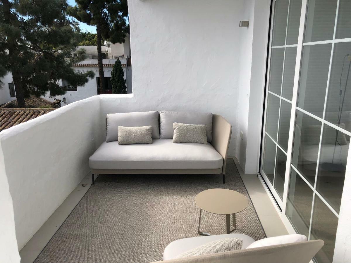 Modern Apartment Puente Romano Marbella Exteriör bild