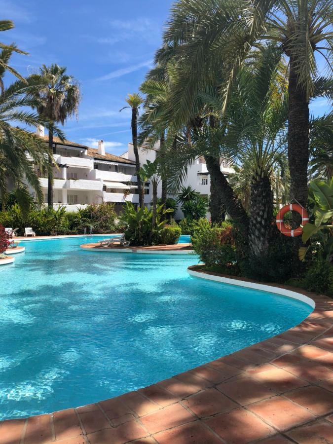 Modern Apartment Puente Romano Marbella Exteriör bild